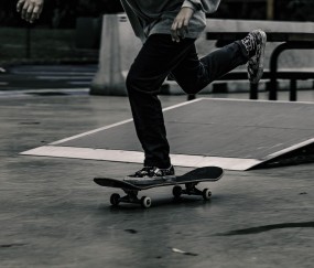 开云体育平台APP-F1年度争冠之夜，黄喜灿状态火热，当赛道轰鸣遇见绿茵飞驰