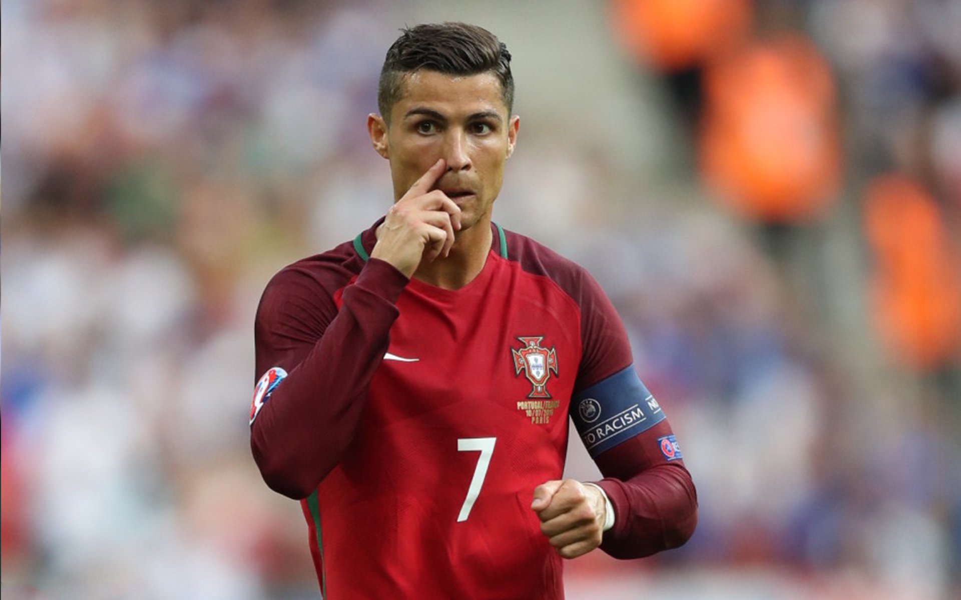 红魔试金石，阿坎吉攻防两端的统治力让曼联看到差距